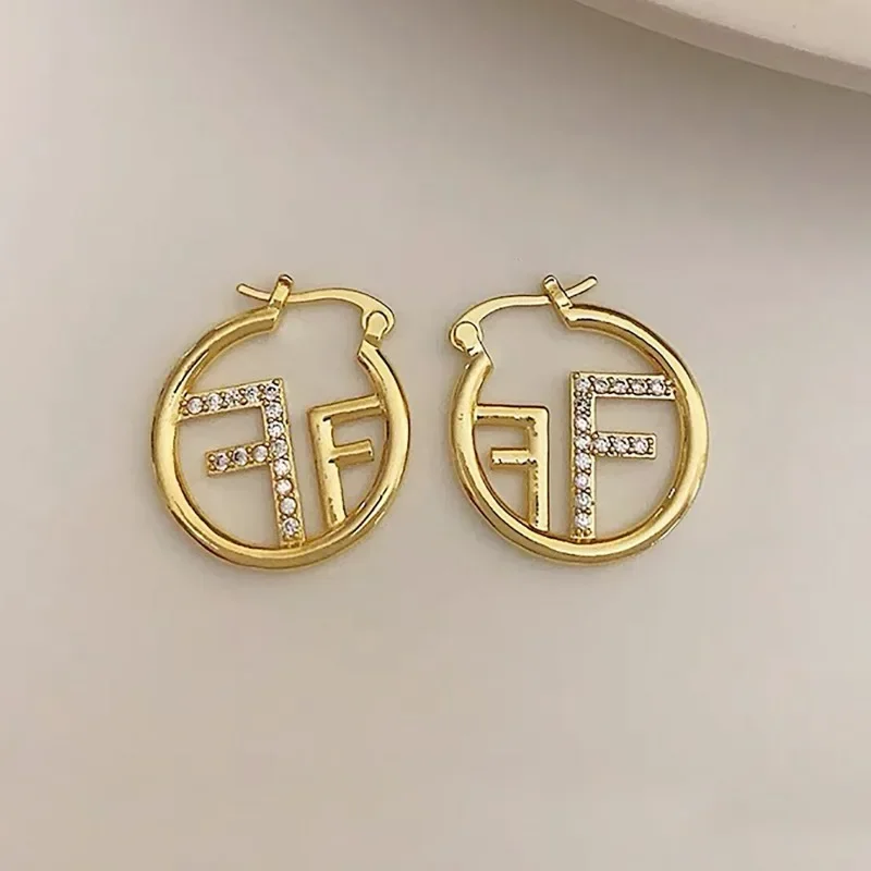 2024 Fashion Hollow Circular Letter F Earrings for Women\'s Personalized Style Party Ear Studs Jewelry Gifts