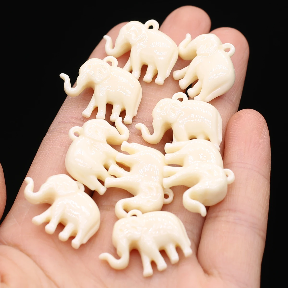 10PCS Wholesale Elephant Shape White Coral Powder Synthetic Small Pendants DIY Production Earrings Necklace Jewelry Gifts