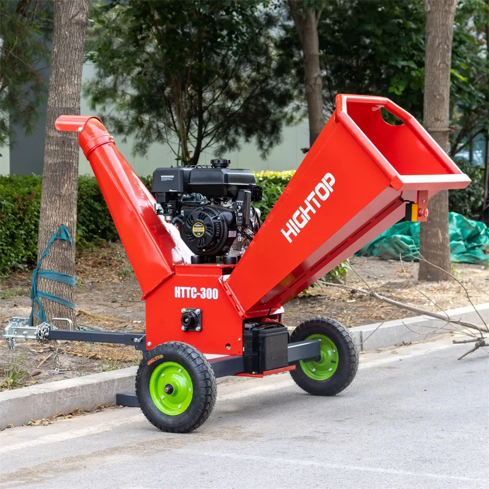 Easy Operation 15hp Mobile Tree Branch Wood Chips Crusher with Automatic Feeding and Belt Drive