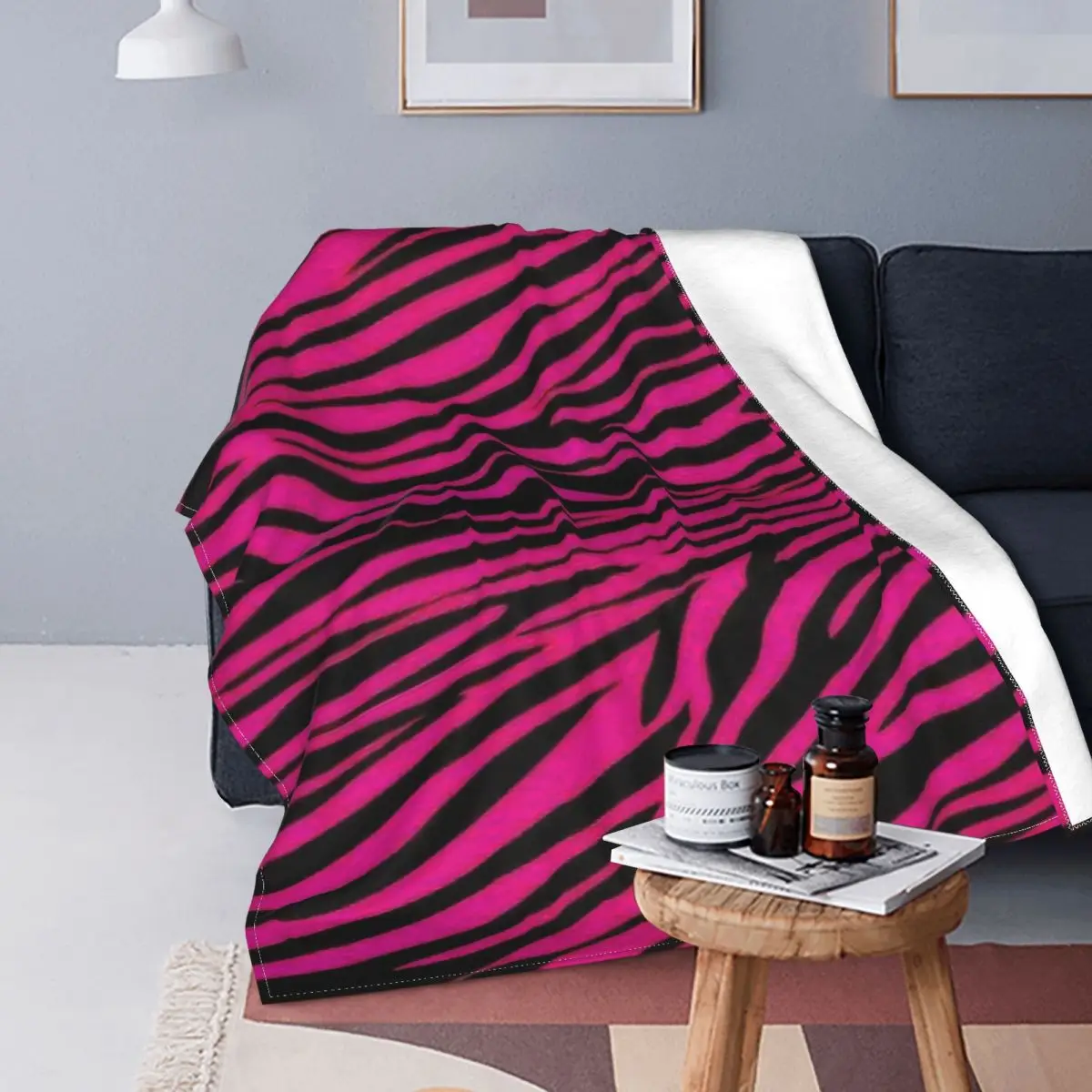 Coperta gotica rosa Zebra Stripes velluto estate aria condizionata multifunzione coperte morbide per divano auto peluche trapunta sottile