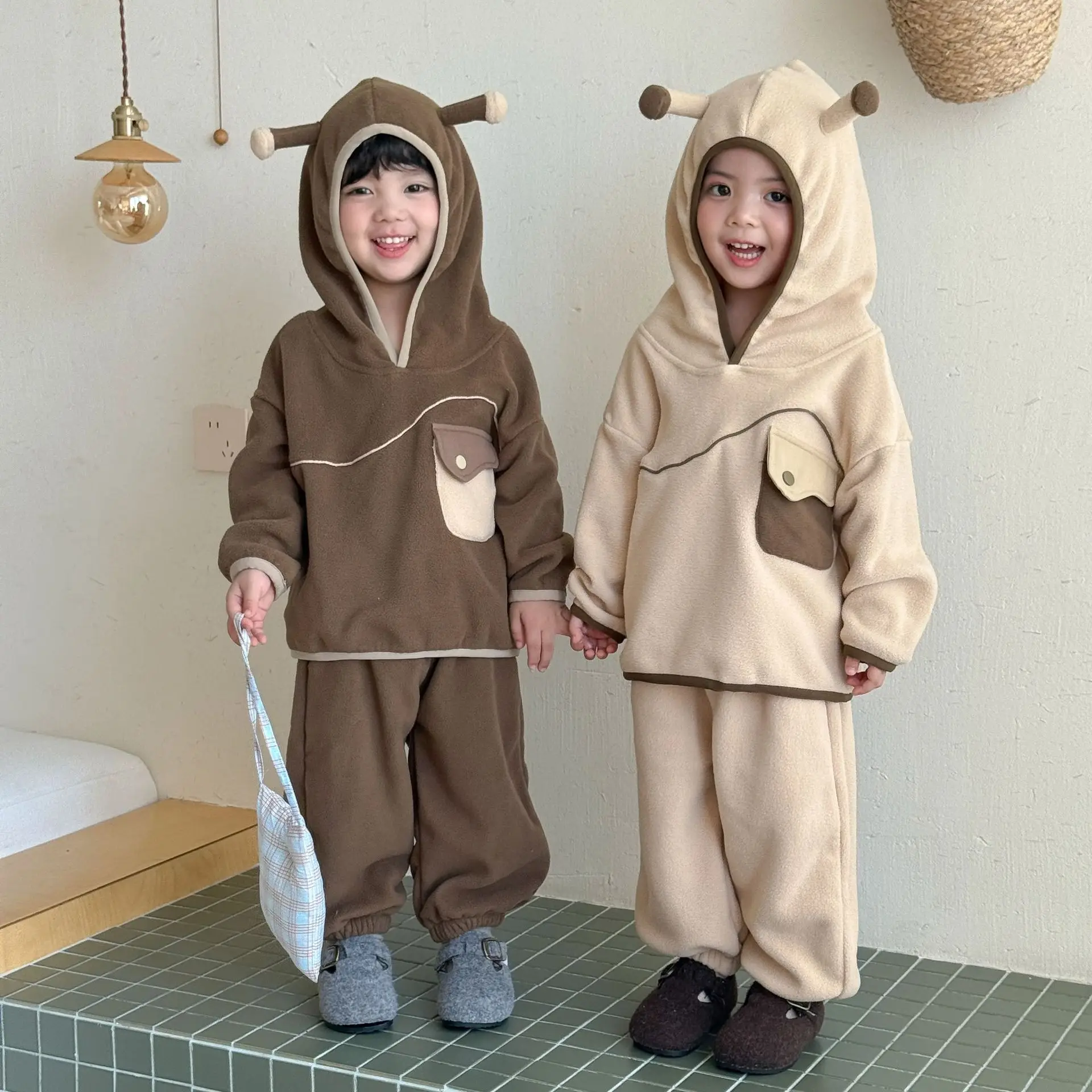 2026 Winter New Children Polar Fleece Clothes Set Boys Girls Hooded Sweatshirt + Pants Plus Velvet Thick 2pcs Suit Kids Outfits