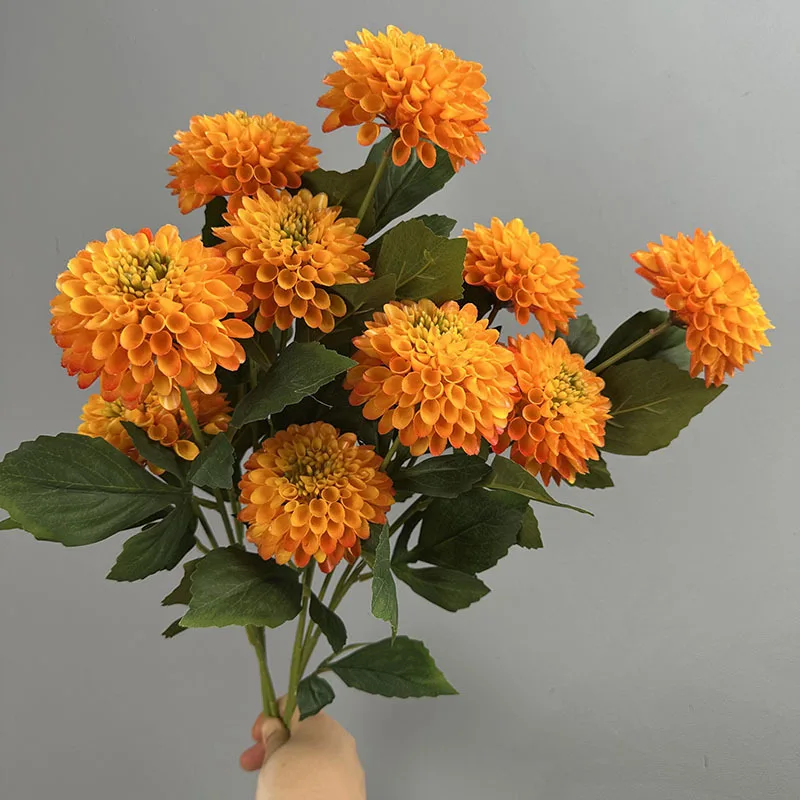 5 Stück Künstliche Dahlien-Zweige, Plastik-Kunstblumen, Hochzeit Rosa Dahlie, Grüne Pflanze, Simulationsblume, Auditorium-Dekoration – Detail 12