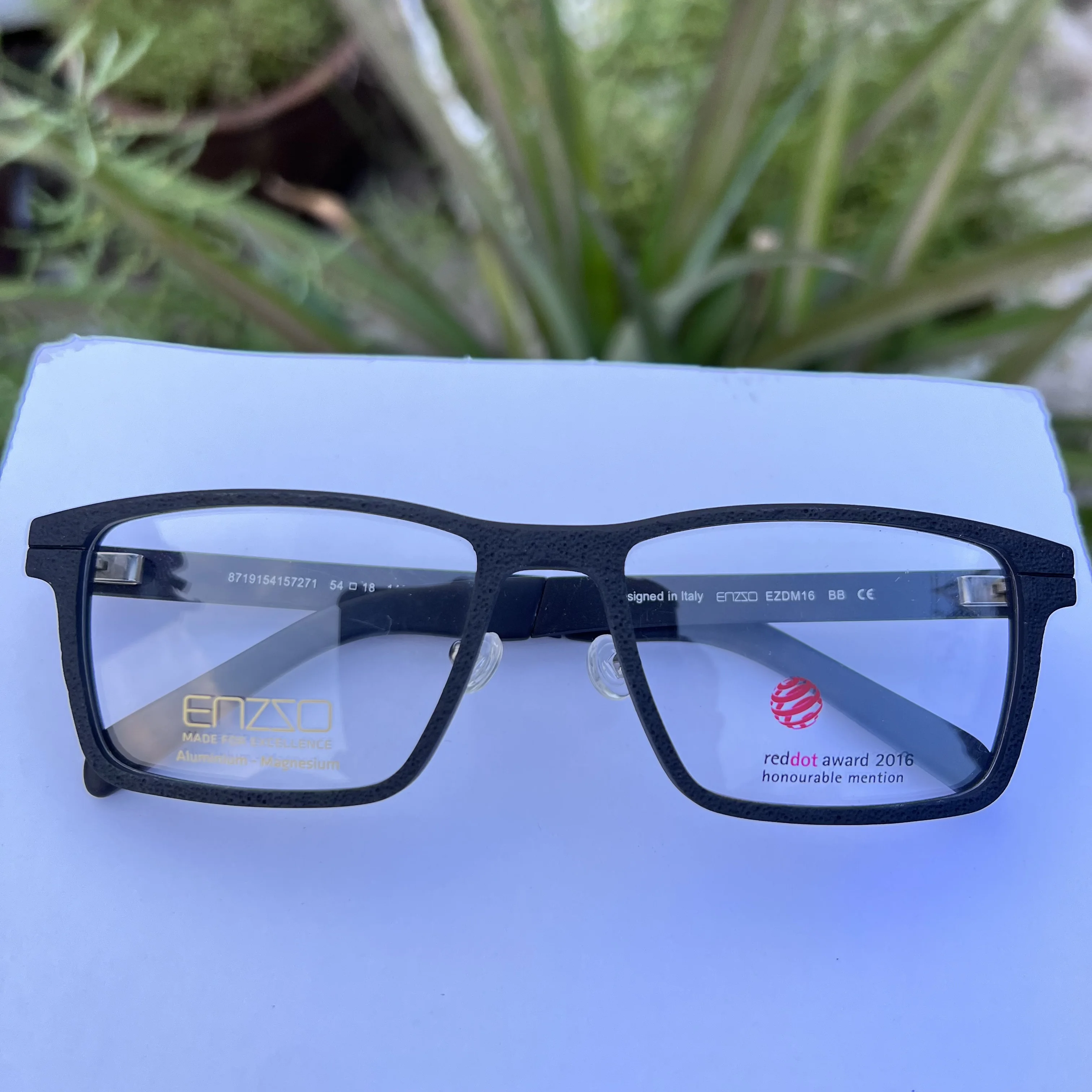 

Italian Fashion Designer Black Aluminum Magnesium Alloy Men's Eyeglasses with Spring Hinge Legs