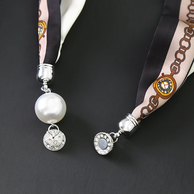 Spring Autumn Decoration Pearl Magnetic Snap Imitated Silk Scarf Necklace Ladies Fashion Chain Printed Beige Neckerchief