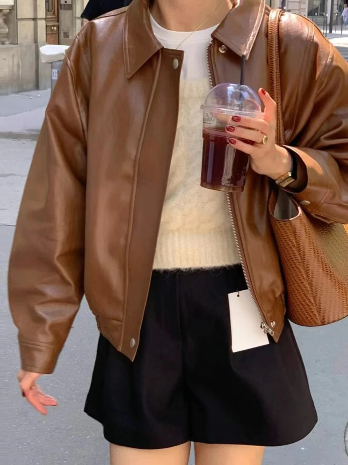 سترة نسائية من جلد البولي يوريثان على الطراز الكوري، سترة نسائية كلاسيكية على طراز هونج كونج بأكمام طويلة، سترة خارجية قصيرة