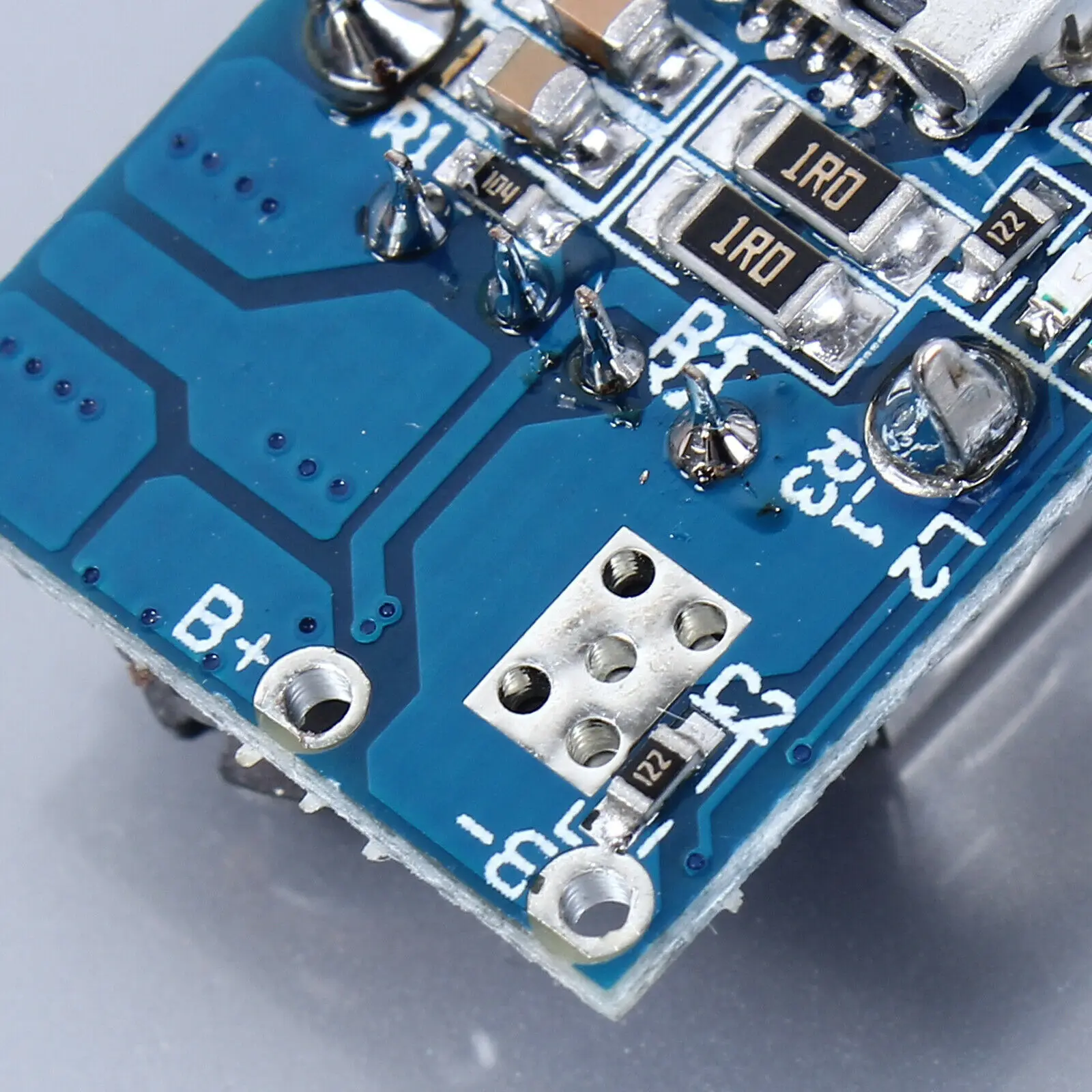 10Pcs For 3.7V4.2V1A lithium battery polymer charging and discharging module 5V boost circuit board DIY mobile phone mobile powe