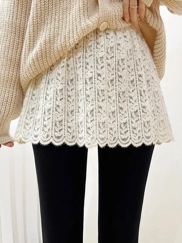 

Кружевная юбка больших размеров. Женские брюки с базовым слоем. Внутренняя одежда. Осень-зима. Юбка трапециевидной формы с высокой талией. Повседневная одежда.