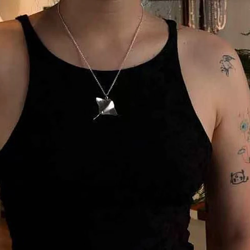 Personalized Simple Unique Devil Fish Manta Ray Pendant Necklace Clavicle Chain