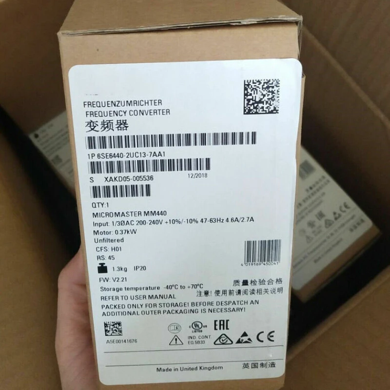 

New 6SE6440-2UC13-7AA1 MICROMASTER 440 1/3AC200-240V+10/-10% 47-63Hz 6SE6 440-2UC13-7AA1