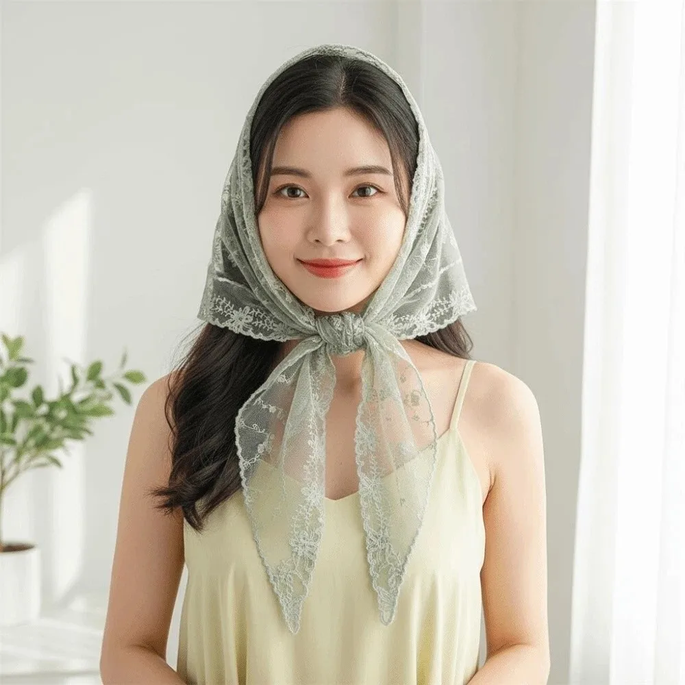 

Breathable Lace Triangle Scarf Sunscreen Wraps Thin Embroidered Flowers Headband Pastoral Style Lightweight Triangle Waistband