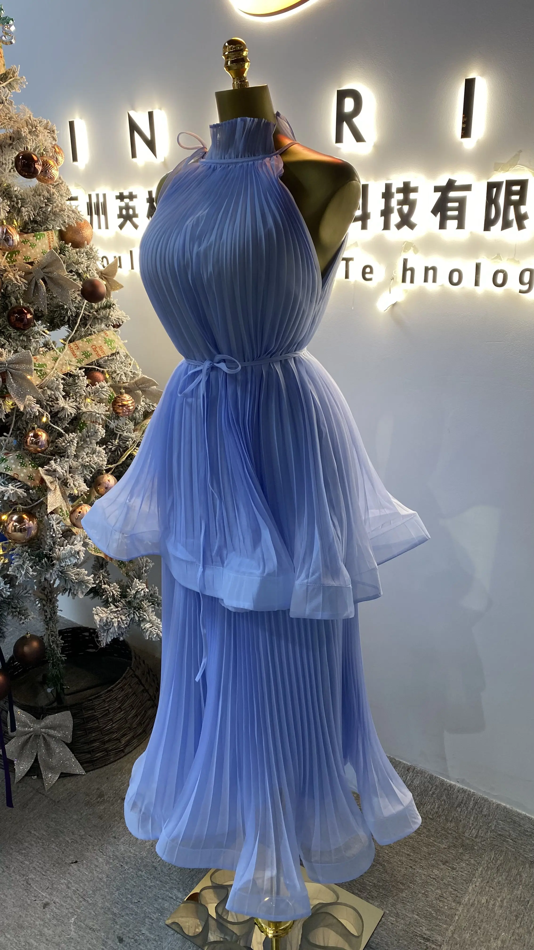 فستان نسائي للربيع/الصيف مصمم أزياء بدون أكمام وكشكشة ذات طبقات مطوي - GZXX116 #2