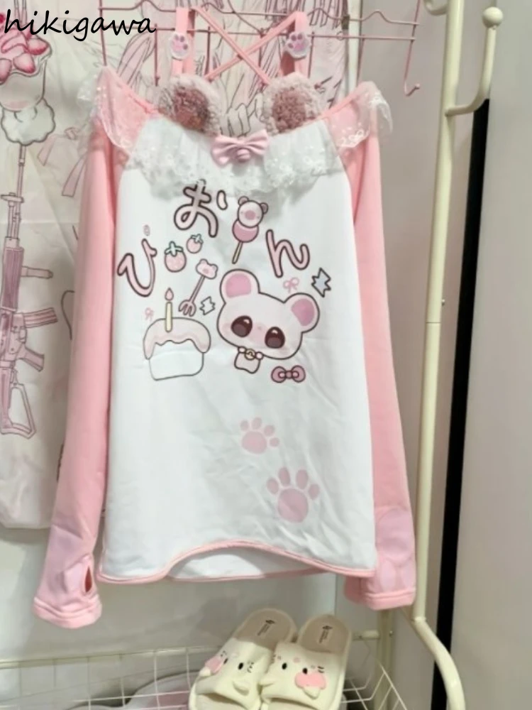 تي شيرت ياباني حلو تي شيرت 2025 ملابس نسائية برقبة مائلة وأكمام طويلة تي شيرت Y2k قطع علوية مرقعة من الدانتيل مطبوع عليه رسوم كارتونية تي شيرت لطيف #1