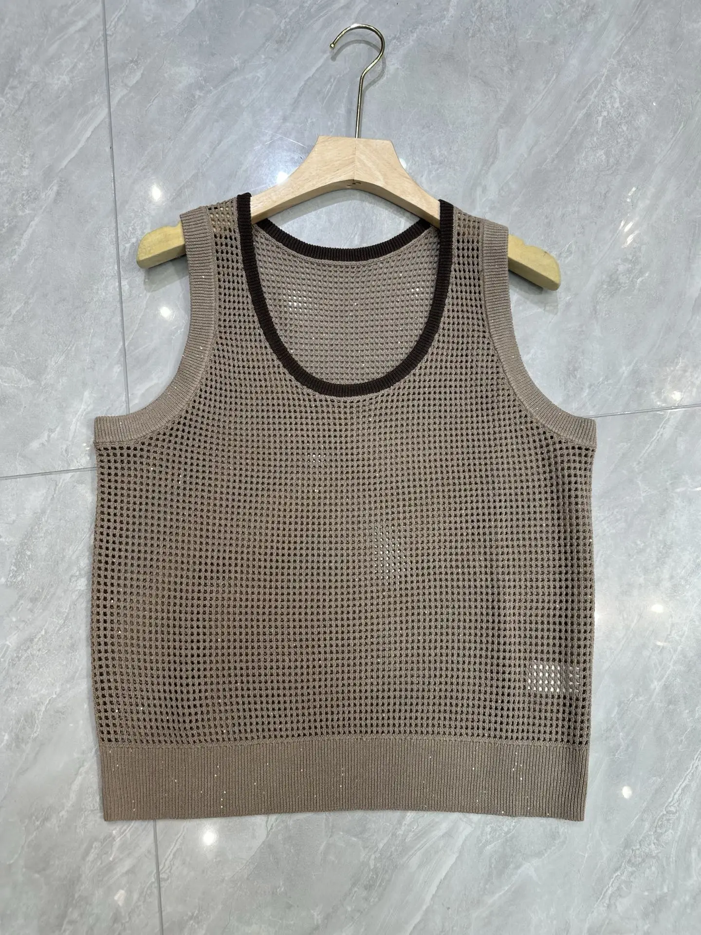 

Женский трикотажный жилет из чистого хлопка с круглым вырезом, в стиле колор-блок, с вырезами, высокое качество, весна-лето 2026