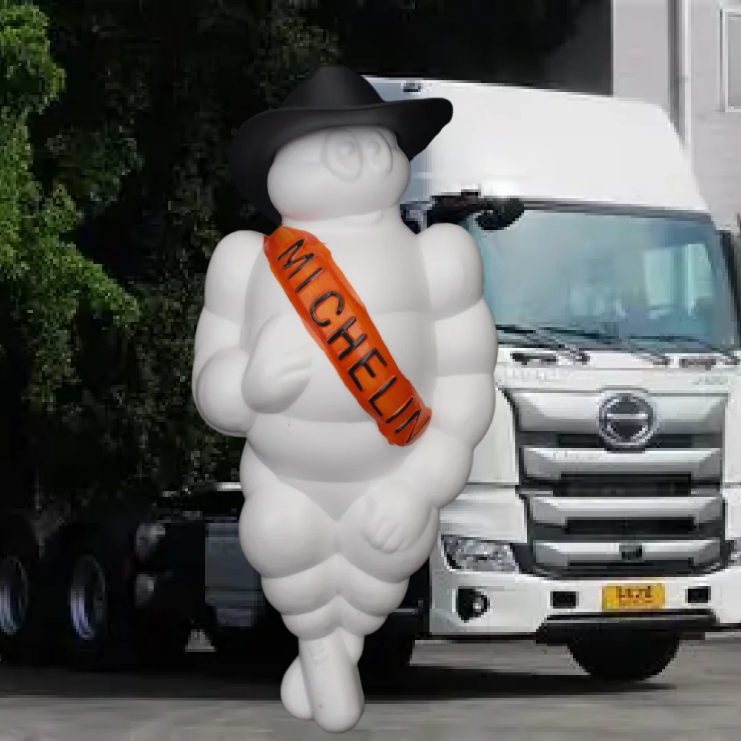 

2Pcs Bibendum Tire Figure Doll Cowboy Hat Truck LED Light