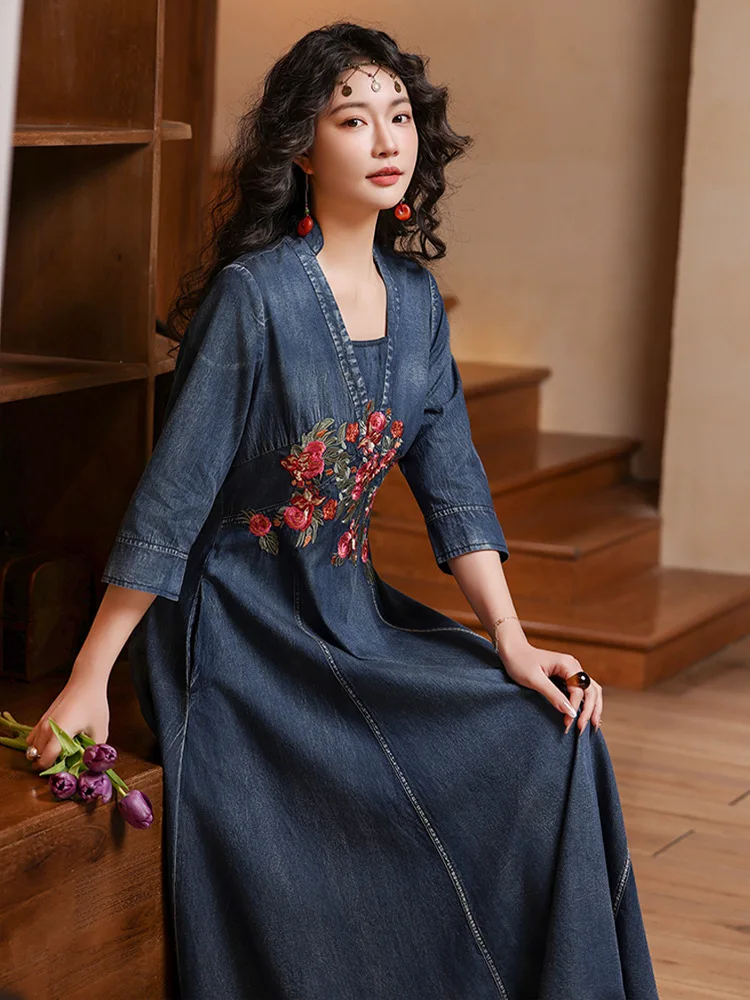 denim dress with embroidery Cat Embroidery Denim Dress INDIGO / S main image 0