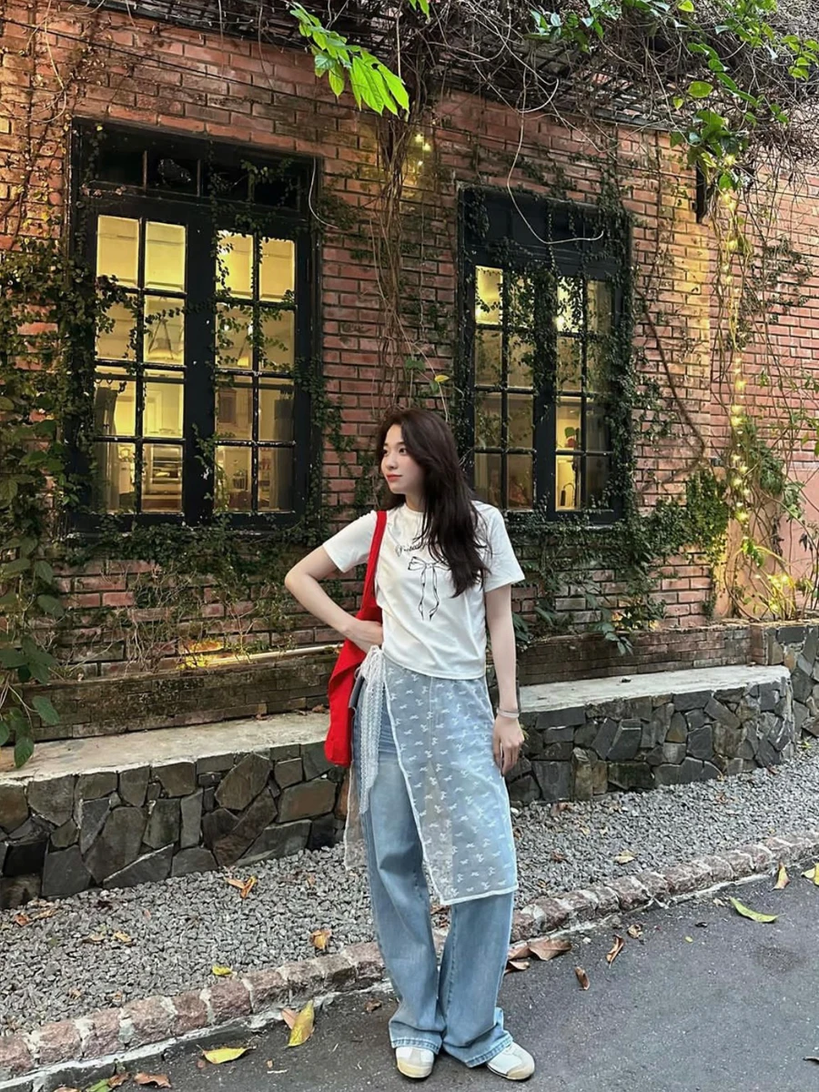 saia-jeans-em-camadas-com-renda-e-detalhes-em-denim-estilo-ins-blogger-acorio-de-moda-f