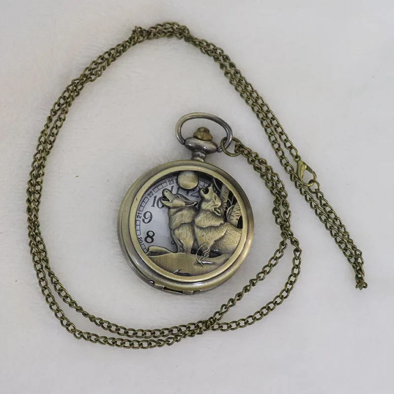 classic Double Wolf Bronze vintage Men Women Antique Model Hollow Retro Wolf pocket Watch