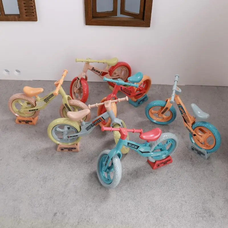 

1Pcs Funny 3D Mountain Bike Model Dollhouse Accessories For 17cm V1 V2 Doll Trendy Creative Splicing Bicycle Ornament