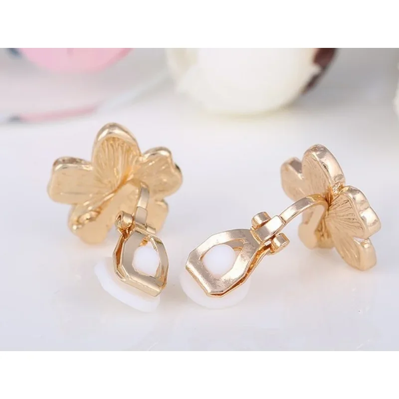 Orecchini a Clip smaltati a forma di fiore in stile coreano senza Piercing per la festa delle ragazze simpatici gioielli con Clip per l\'orecchio