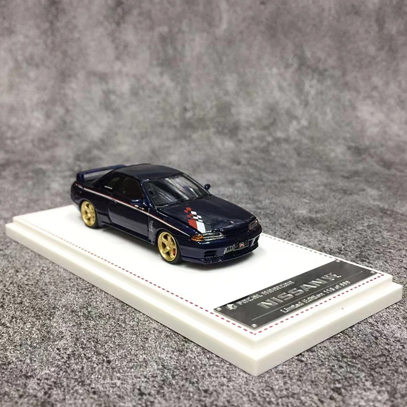 Focal Horizon 1:64 Model Car Skyline GT-R R32 Nismo S-Tune Open Hood Alloy Die-Cast Vehicle -Dark Blue