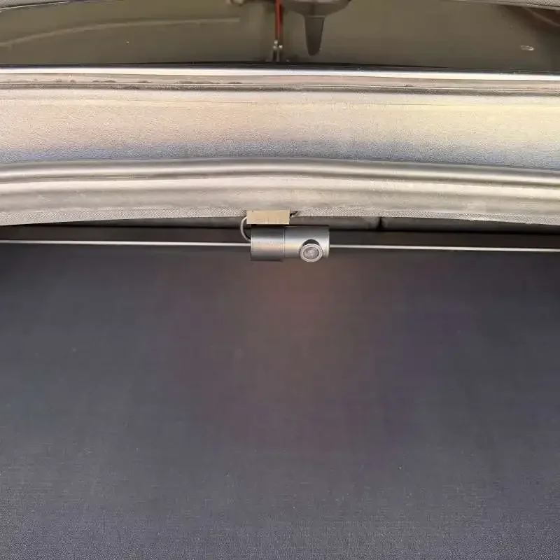 Halterung für Rückfahrkamera mit Saugnapf für die Verwendung an der Windschutzscheibe des Autos. – Detail 3