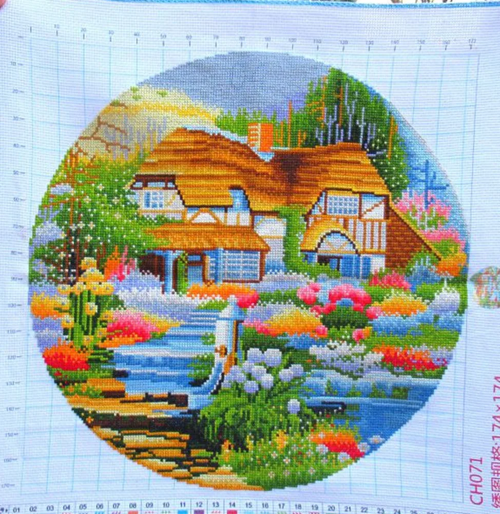 Handmade cross stitch dream cabin finished product, new Chinese style living room, bedroom, circular decoration landscape