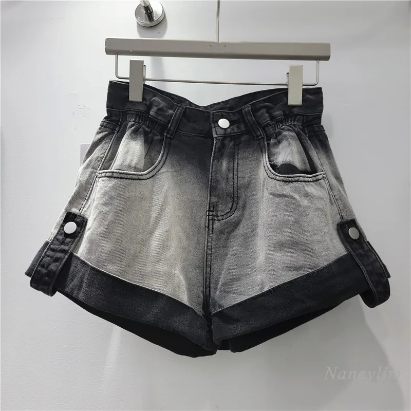 

Gradient Color Curling Denim Shorts Women's Summer 2024 New High Waist Wide Leg Slimming Hot Pants