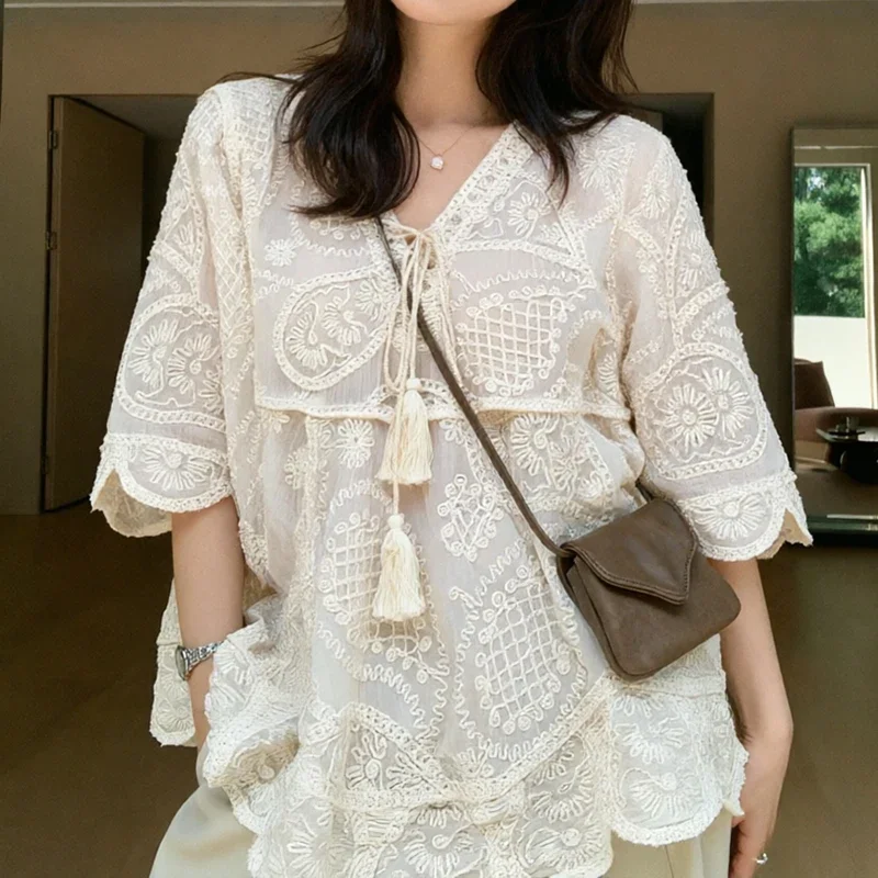 

Crochet Lace Blouse V-neck with Tie-Front Tassel Paisley Embroidery Open-stitch Knit Top for Women Spring Summer Hippie Boho