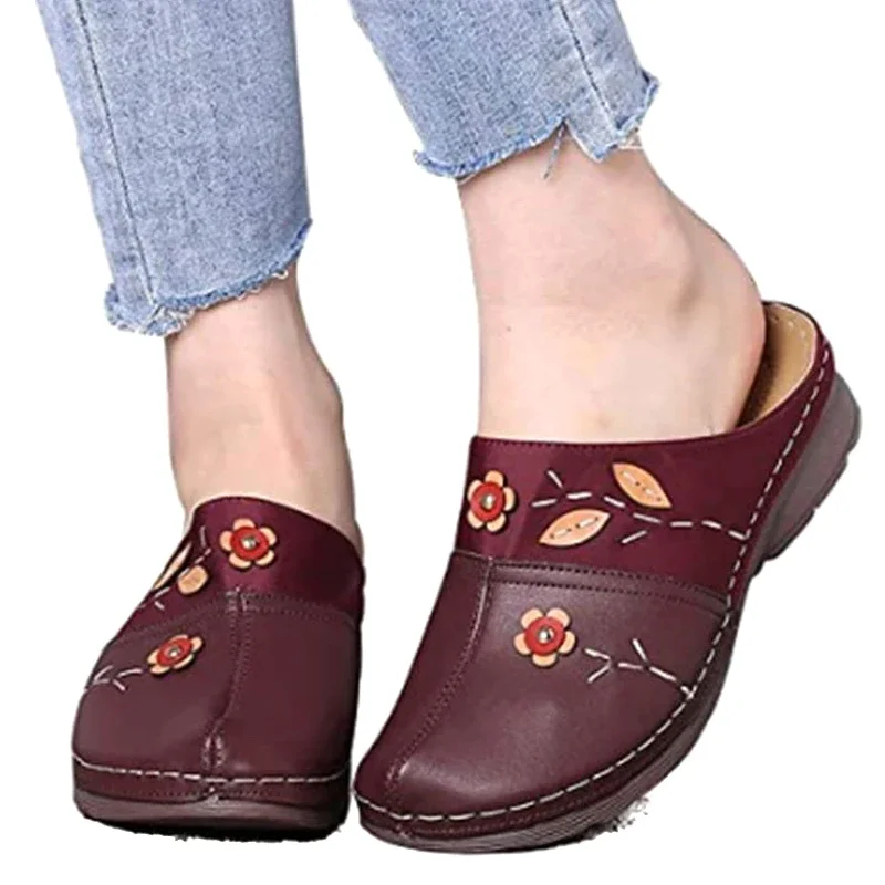 Women Clogs Sandals Wear-resistant Non-slip Soles Ladies Comfort Closed Toe Wedges Platform Shoes Soft Breathable Flower Slipper