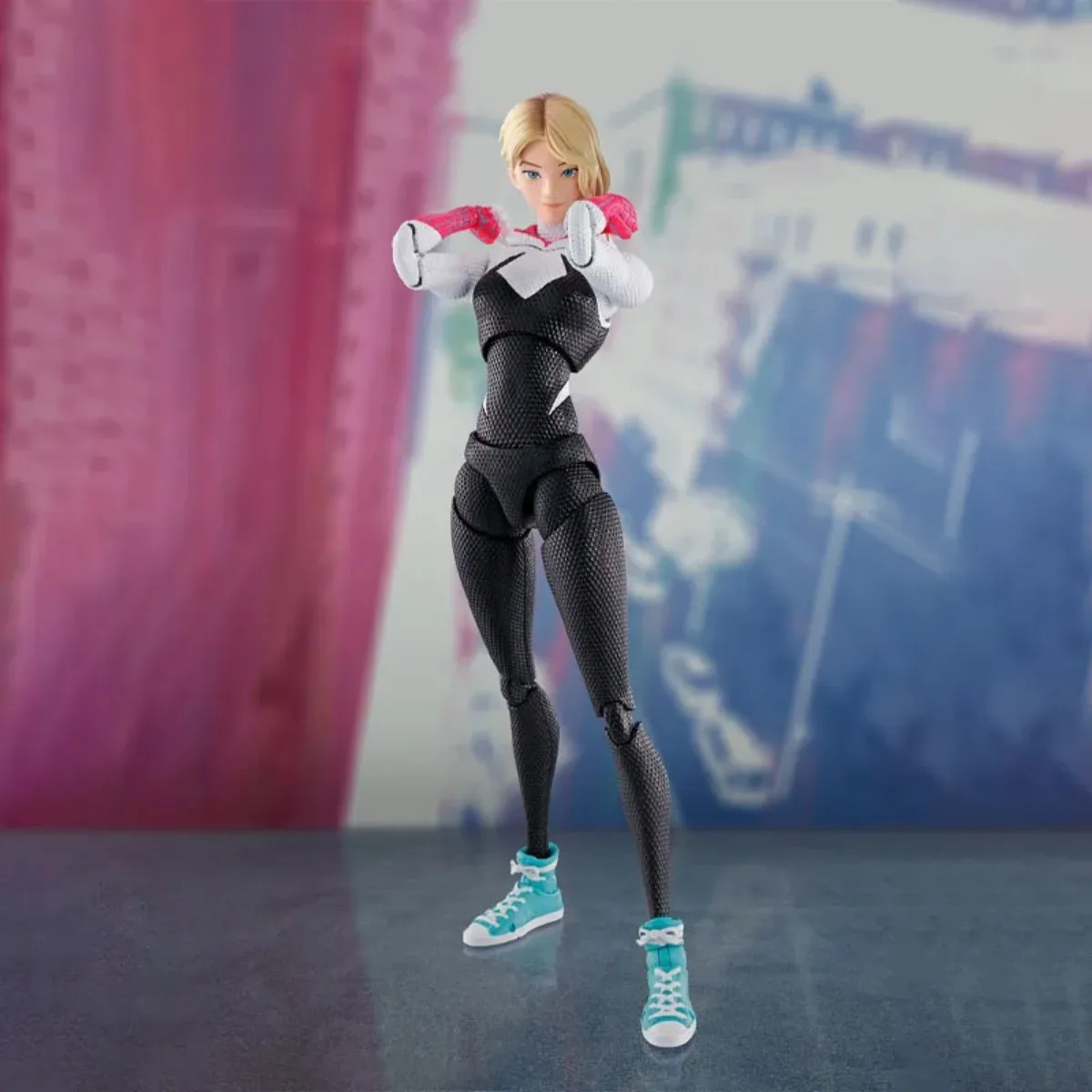 本物のバンダイオリジナルスパイダーマンフィギュアモデルキット SHF 1/12 アニメフィギュアスパイダーグウェンアクションモデルクリスマスおもちゃギフト子供のための