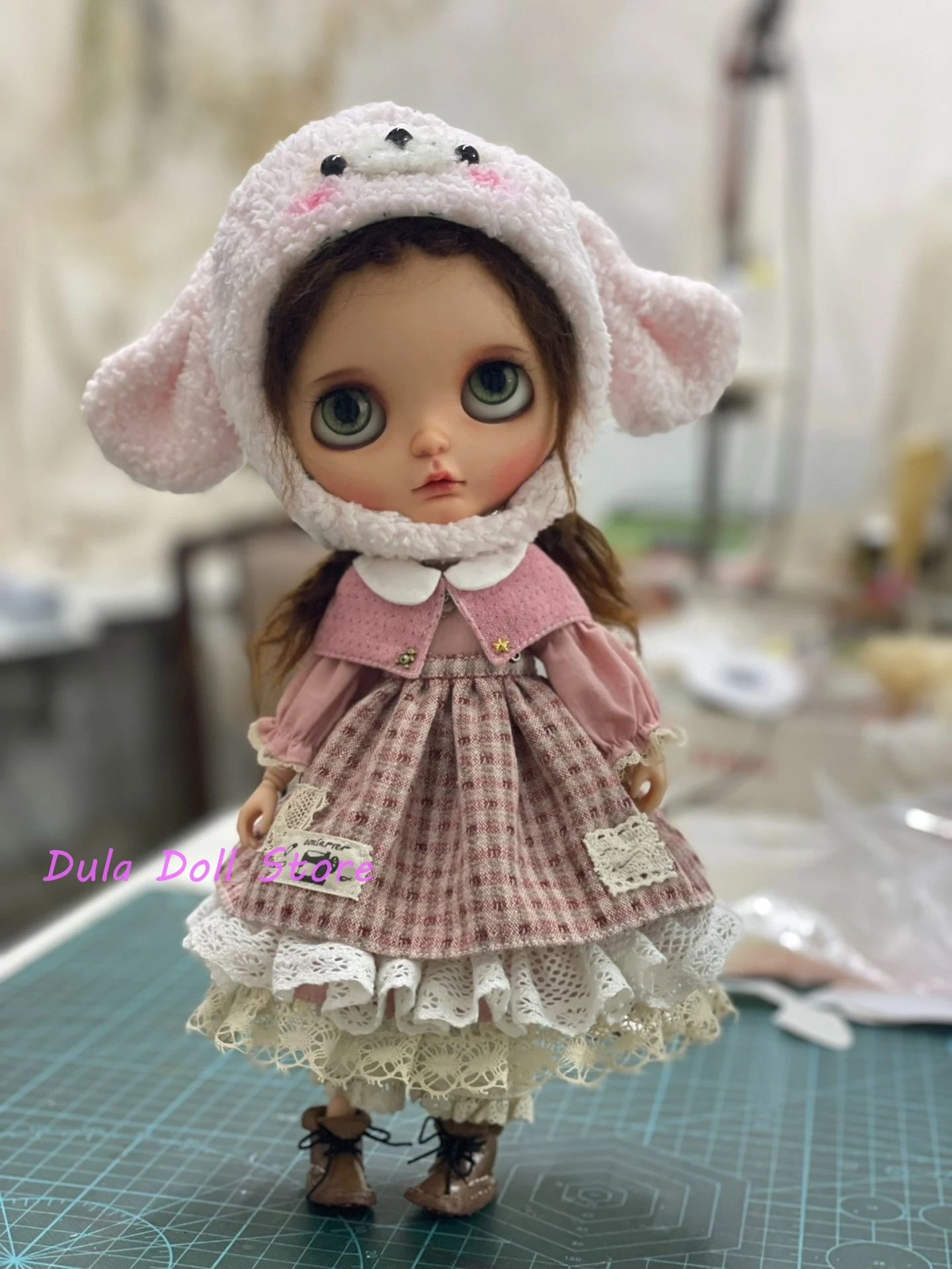 

Одежда для куклы Dula, светло-розовая милая накидка из ягненка, комплект одежды Blythe ob24 ob22 ICY JerryB 1/6, аксессуары для кукол Bjd