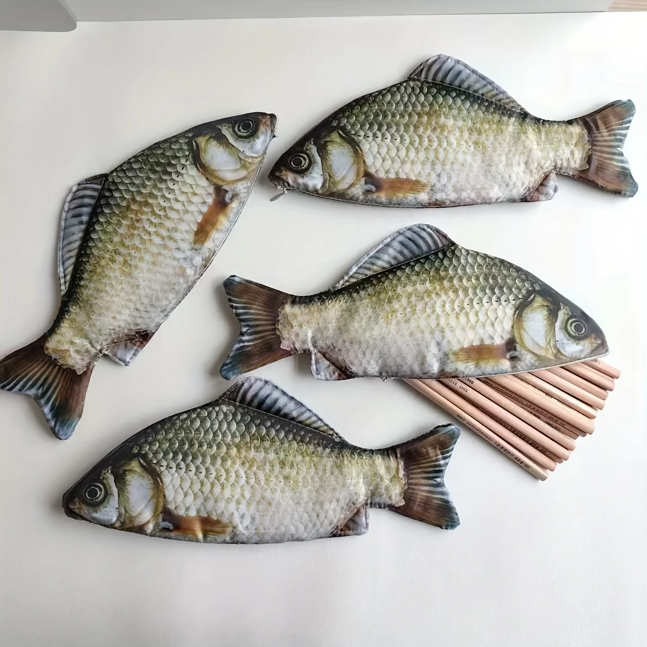 Fun and Realistic Fish-Shaped Pencil Case, Creative and Vivid Crucian Carp Stationery Bag, Pencil Pouch, Coin Purse, Crucian Carp Stationery Box, Storage Bag