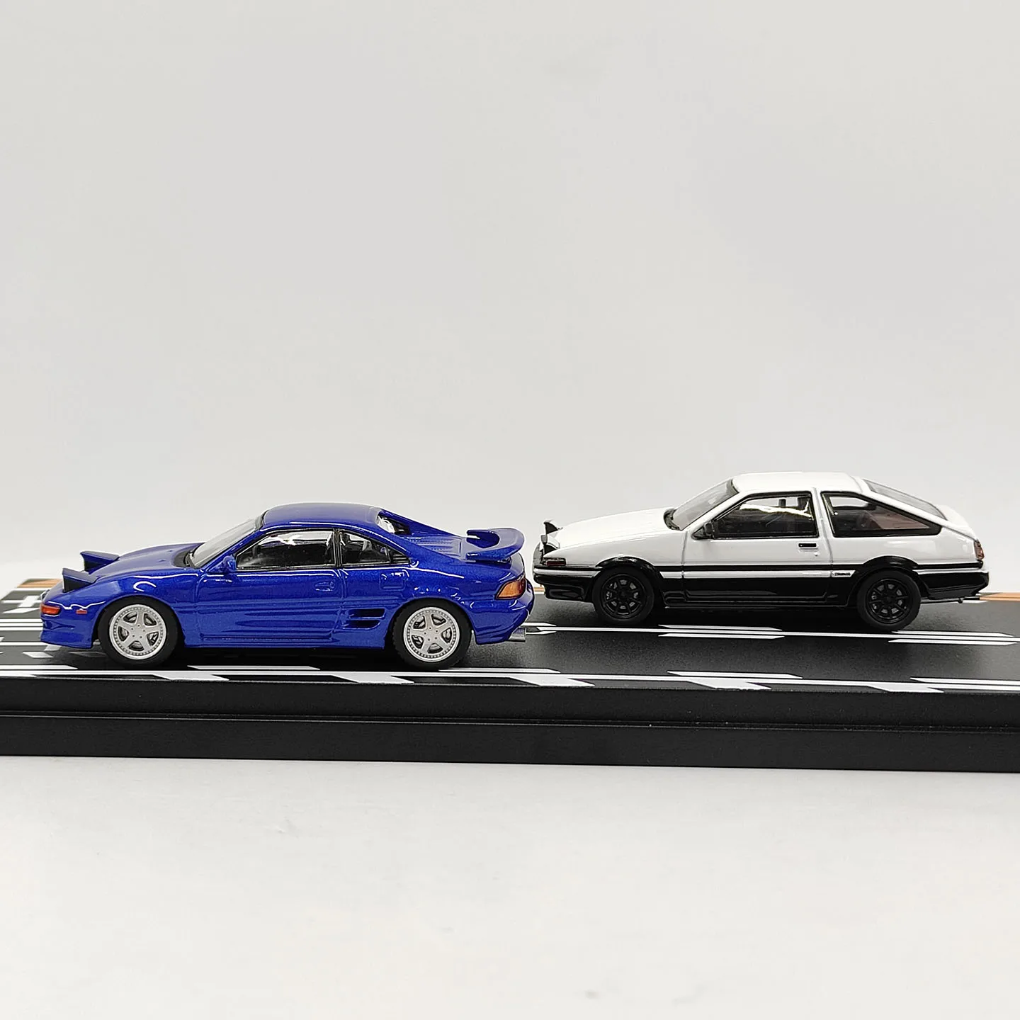 Diecast Anime Club 1:64 Scale MR2 (SW20) Blue AE86 Two-Car Set Alloy Car Model