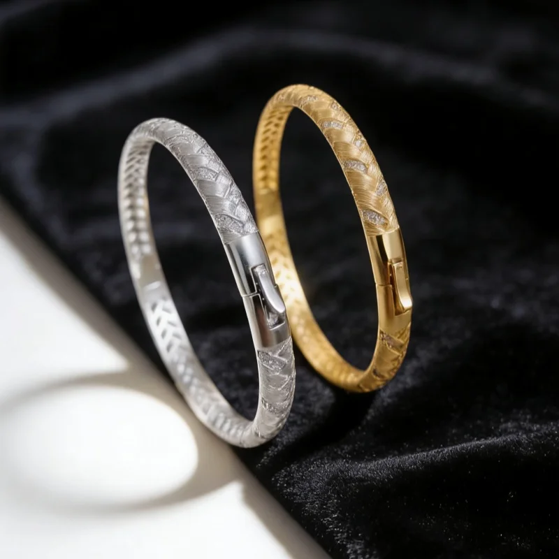 New European and American wire drawing technology Suisui Peace bracelet light luxury ring exquisite senior sense ladies party se