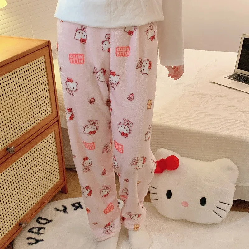 Kawaii Sanrio HelloKitty Pigiama di flanella Pantaloni Anime Fuori Cartoon Coral Fleece Pigiama pigro Donna Inverno Casa Pantaloni caldi