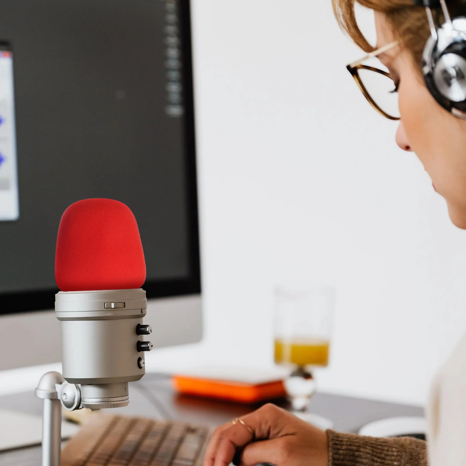 

10Pcs Microphone Protective Covers Colorful Sponge Mic Windscreens Elastic Mic Covers for Ktv Singing Stage Conference