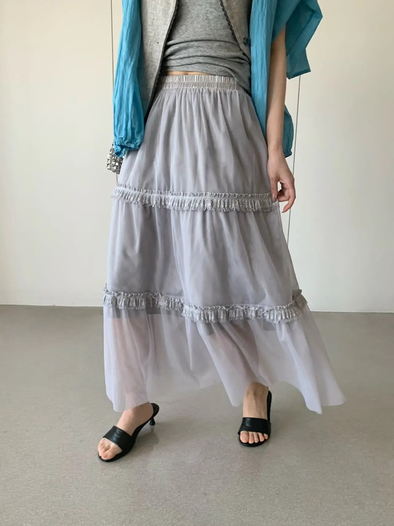 

Юбка Lilian Enxi из двухслойного фатина со встроенным мягким светоотражателем, элегантной бахромой и дизайном в стиле «торт» с высокой талией