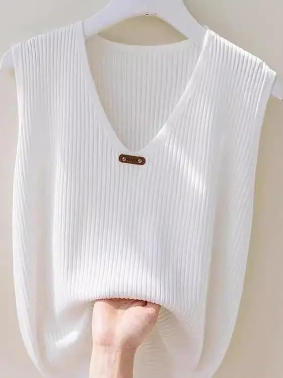 

Новый летний жилет с v-образным вырезом из ледяного шелка, женская внутренняя одежда, верхняя одежда, вязаный топ, легкий универсальный маленький костюм