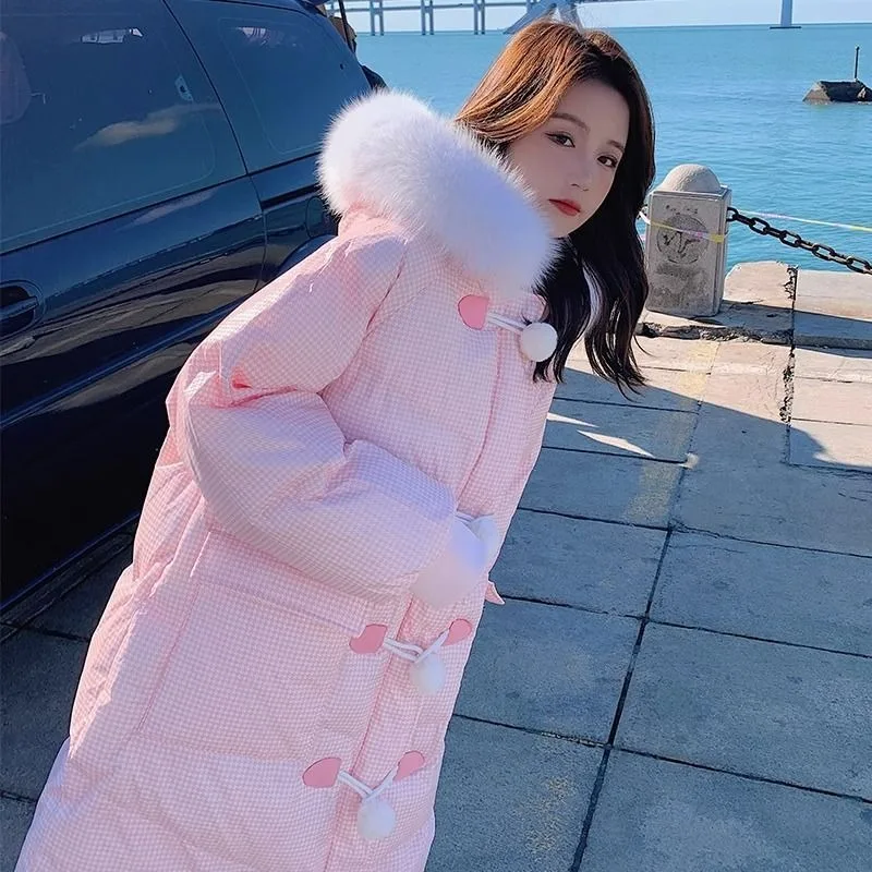 

Розовая пуховая хлопковая куртка, зимняя утолщенная теплая средняя и длинная новая корейская версия, свободная куртка на хлопковой подкладке, куртка на хлопковой подкладке