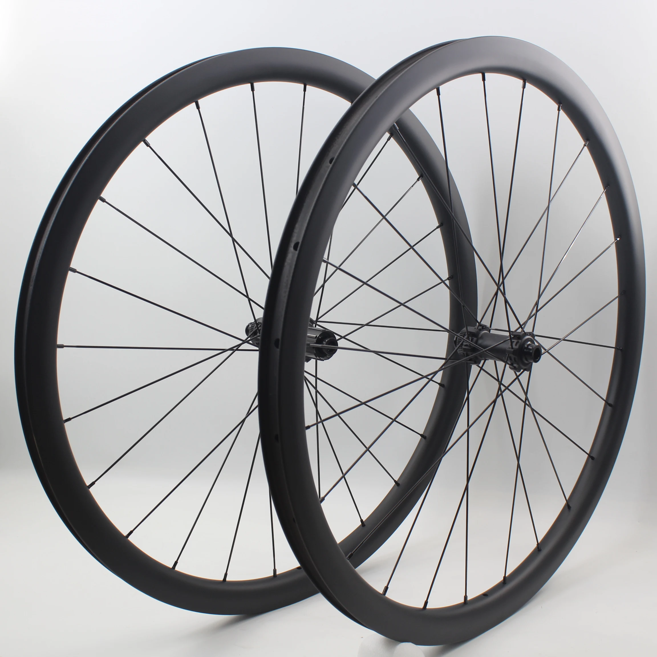 Ultra low price New 700C Cyclocross Travel Gravel Road Bike Matt UD Full Carbon Fibre Thru Axle Center Lock Disc Brake Wheelset