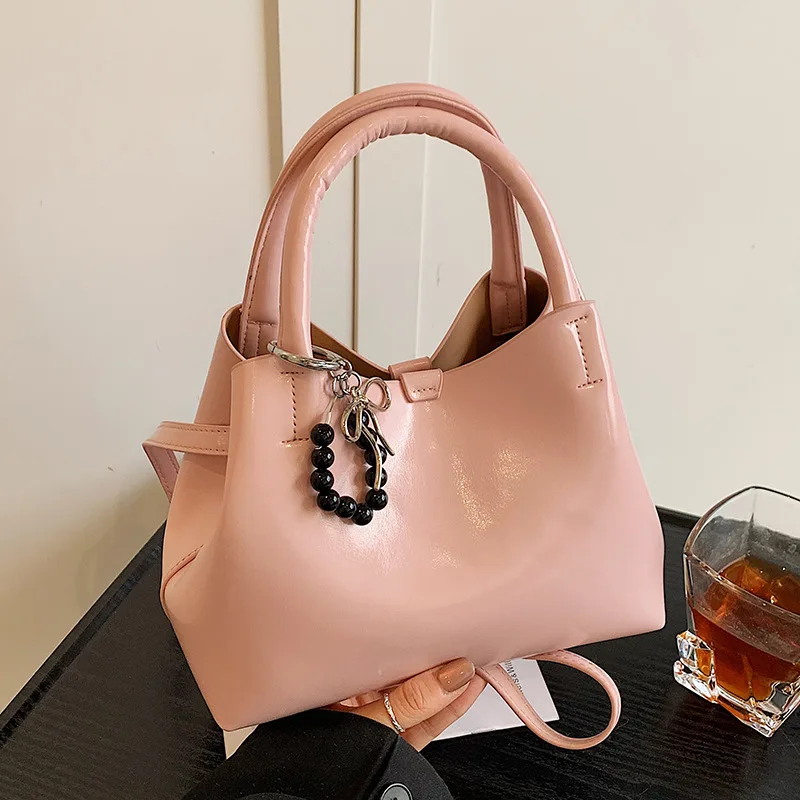 

2025 Waxed Leather Bucket Bag - Stylish Crossbody Purse for Women, Minimalist Designer Tote with Adjustable Strap