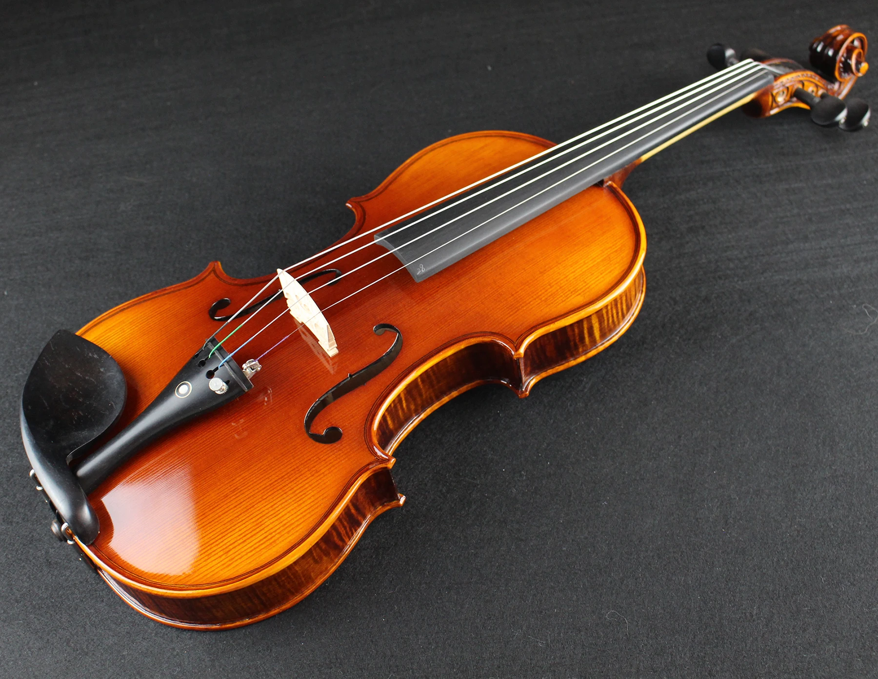 4/4 Handmade violin Dragon Carved Violino Strong tone Excellent 4/4 Free Case and Bow