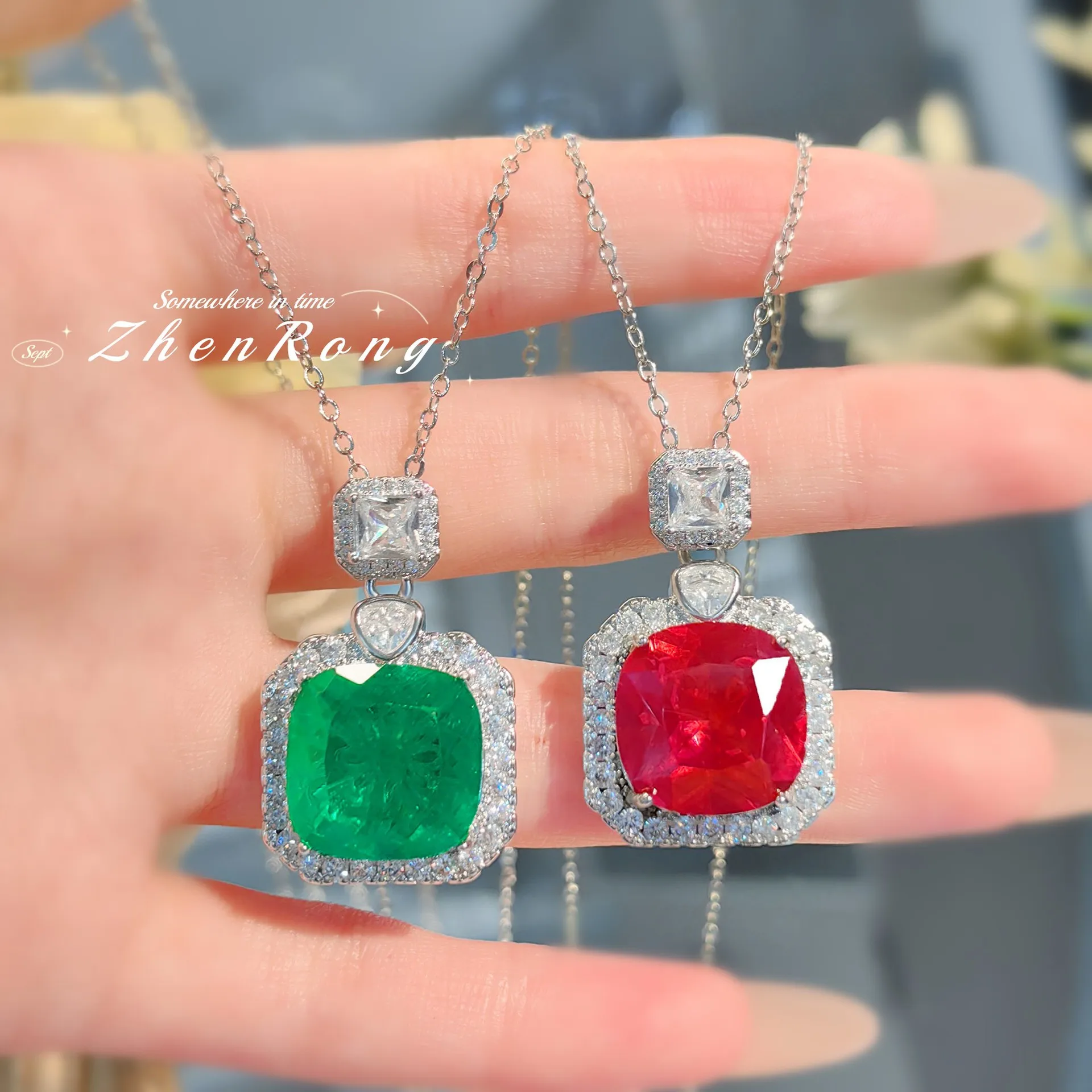 

Luxury Lady's Necklaces with Square Red/Green CZ Temperament Elegant Pendant Necklace For Women Anniversary Party Trend Jewelry