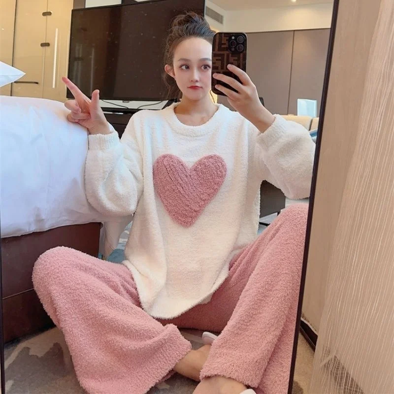 

Sweet Heart Shaped Fluffy Winter Sleepwear for Women New Arrival Home Clothes Long Sleeve round Neck Pullover Fleece Lined