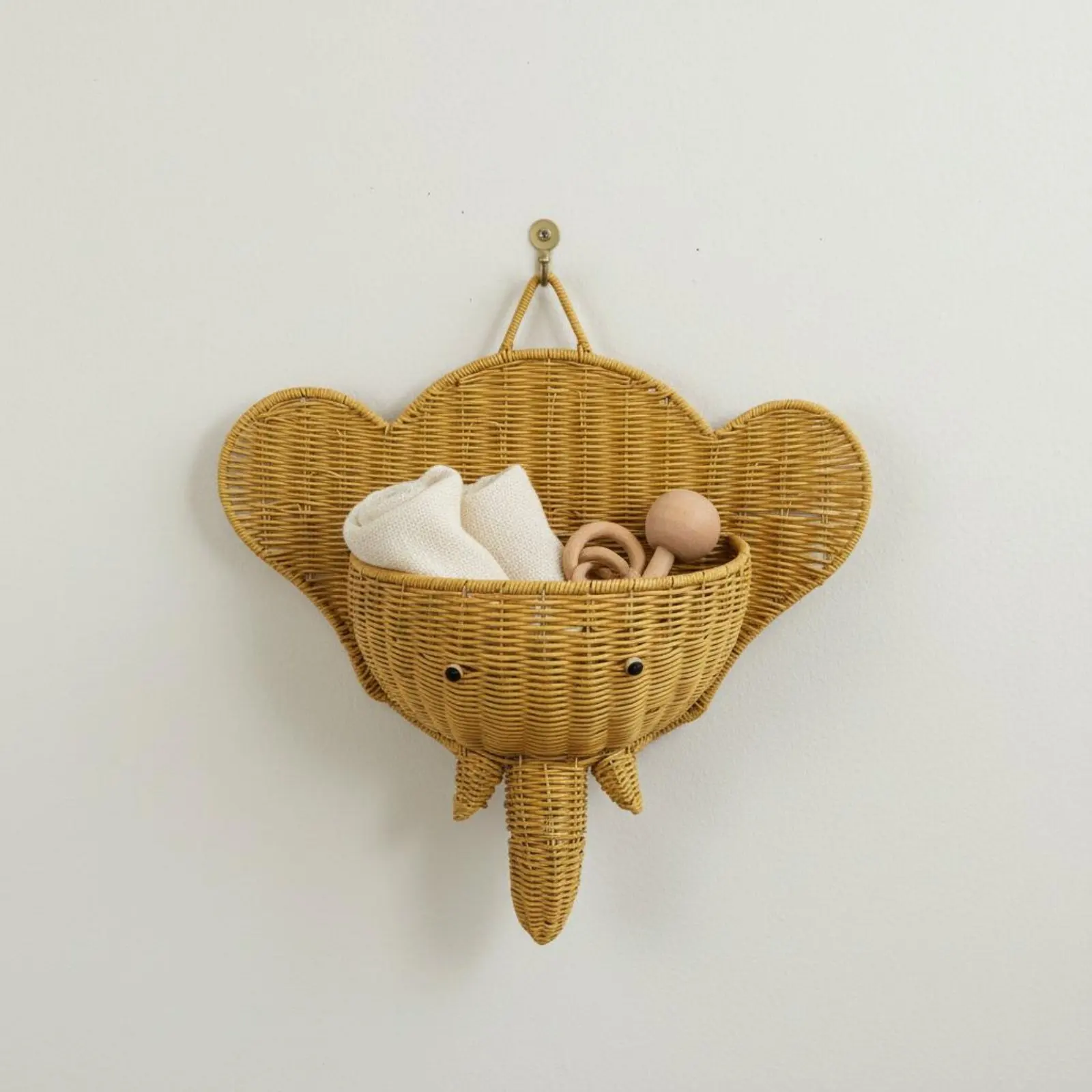 

Woven Elephant Planter Iron Frame Elephant Head Wall Basket Creature Shaped Hanging Basket Sturdy for Children, Nursery