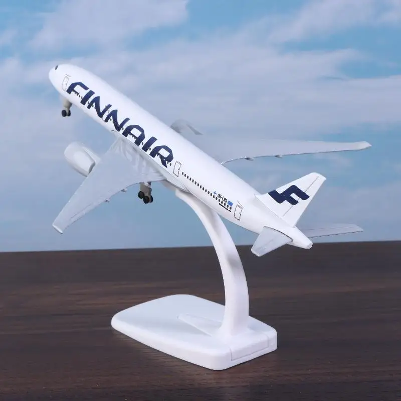 

1 Set Alloy Metal Diecast Airplanes With Wheels 20CM A350 Finnair Airplane Kit Airbus 350 Finland Plane Model Gift