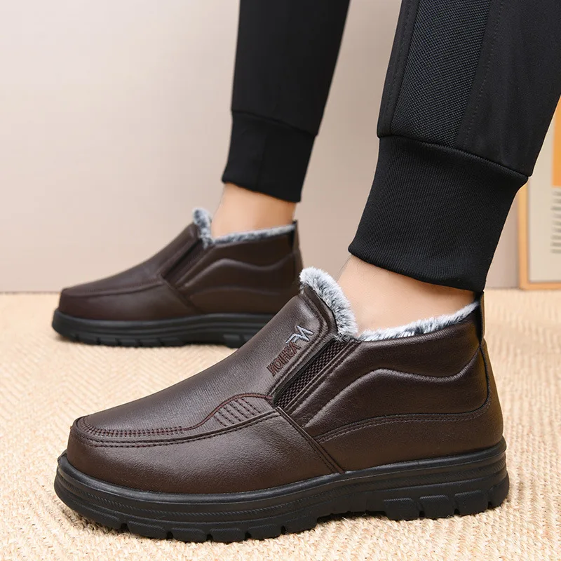 Herren-Winterstiefeletten mit Fleece-Futter, seitlichem Reißverschluss, rutschfester Sohle und Kunstlederobermaterial, warme und bequeme Alltagsschuhe für ältere Herren. – Detail 1