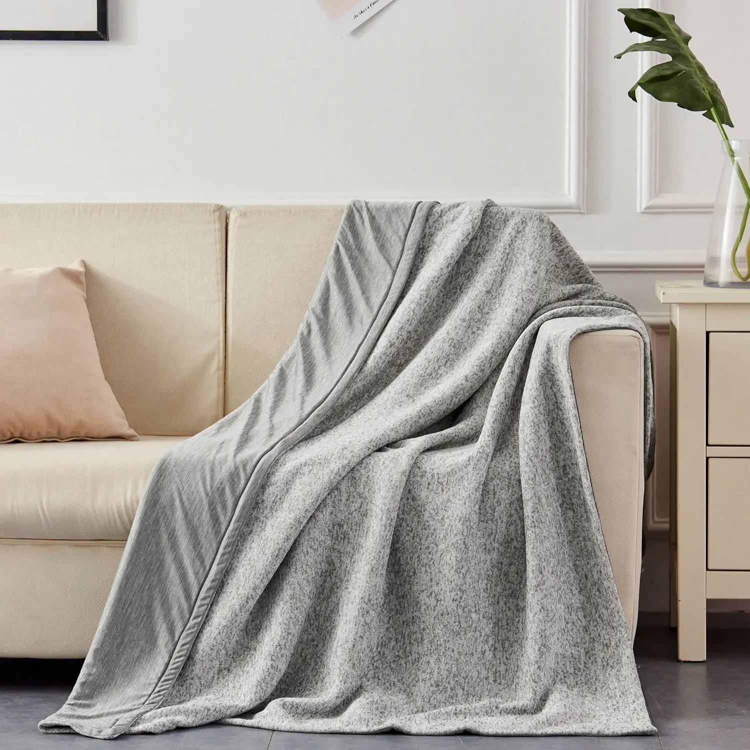 

Cooling Blanket, Soft & Breathable Micro Knit Reversible Throw Blanket, Gray
