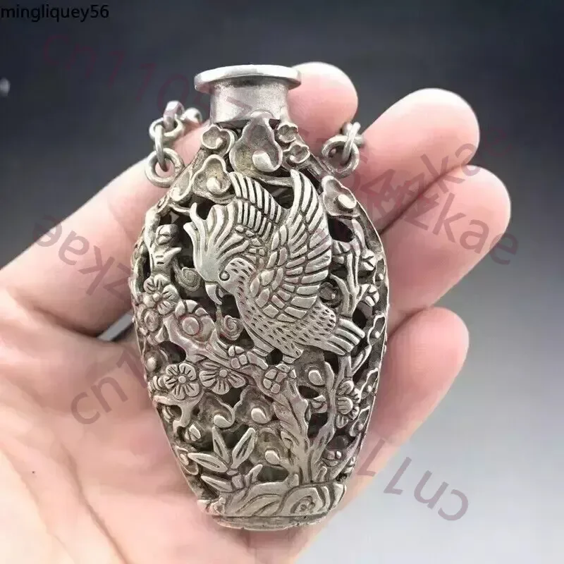Old Chinese Tibetan Silver Snuff Bottle Handmade Hollow Eagle Parrot Sachet