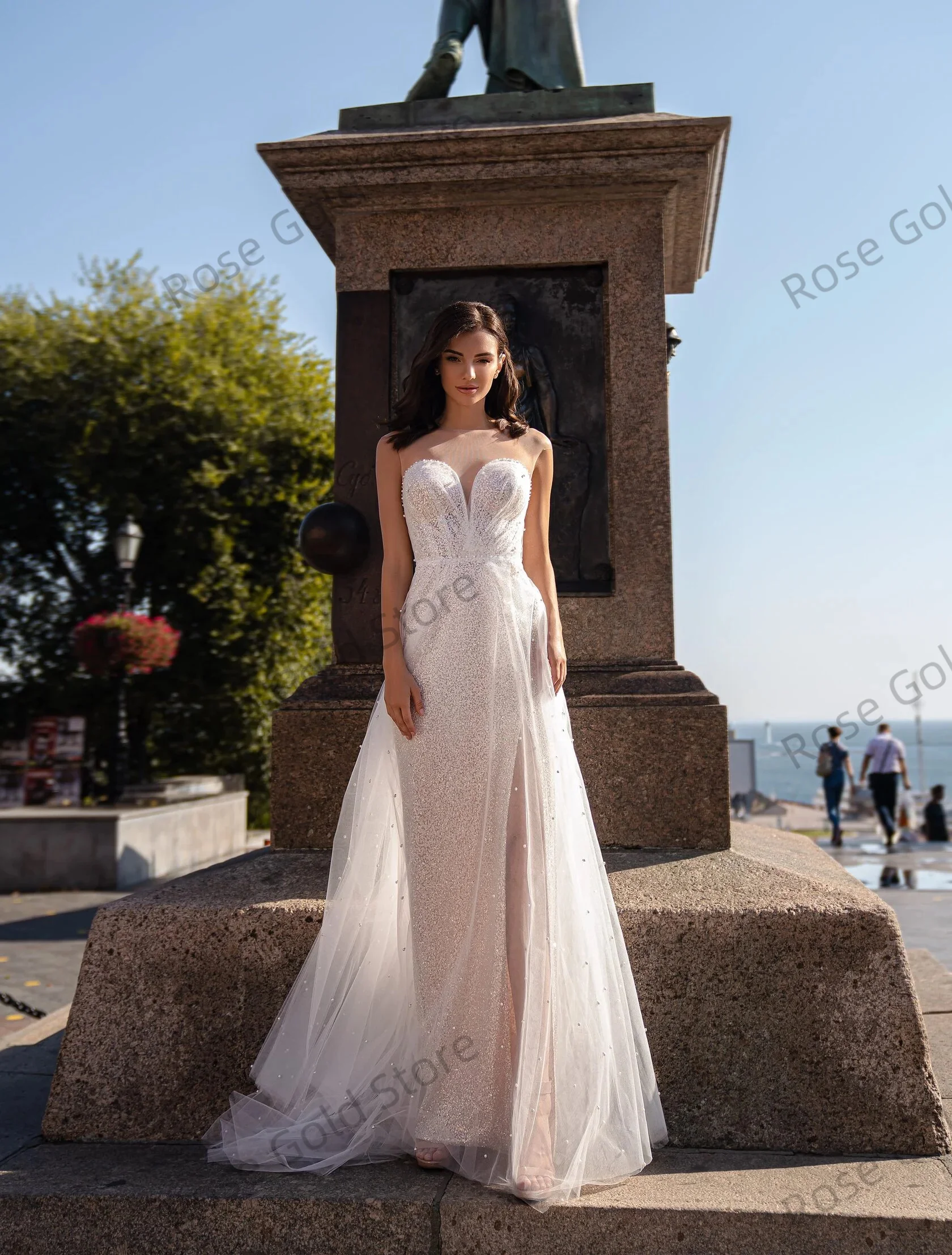 Vestidos de novia de sirena blanca para mujer, vestidos de novia con escote en forma de corazón y cuentas con abertura larga, vestidos de novia modestos sin mangas personalizados
